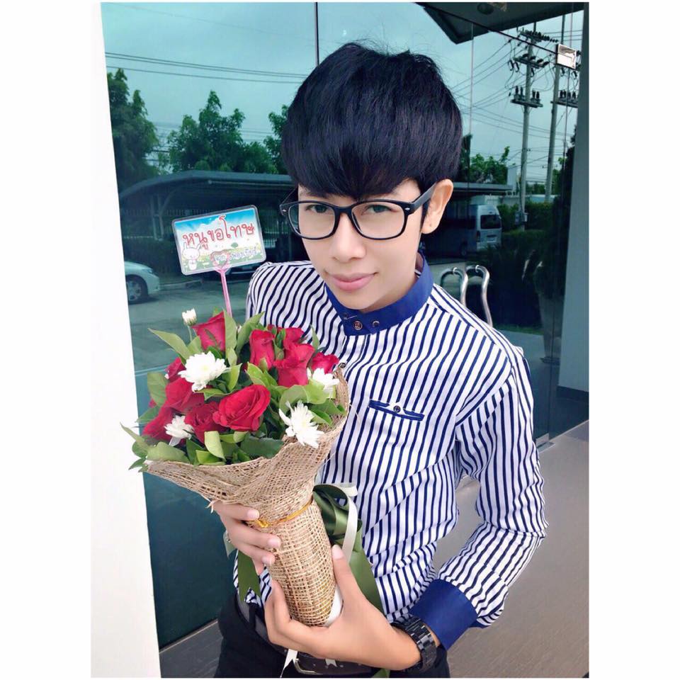 รุปรีวิวช่อ สวยๆ