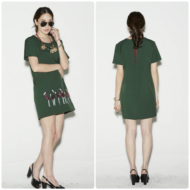 เดรสสั้นปักเลื่อมลาย flamingo ค่ะ ตัวนี้เคยมีมาแล้วค่ะ ลูกค้าถามหาเยอะมากค่ะ