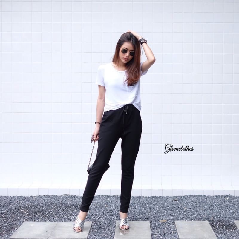 New!! กางเกงวอรวมขาเข้ารูป เนื้อผ้านิ่ม มีเชือกผูก ทรงพอดีตัว สวยฝุดๆพูดได้คำเดียวว่า ใส่สวยมาก ห้ามพลาดจริงๆค่ะ