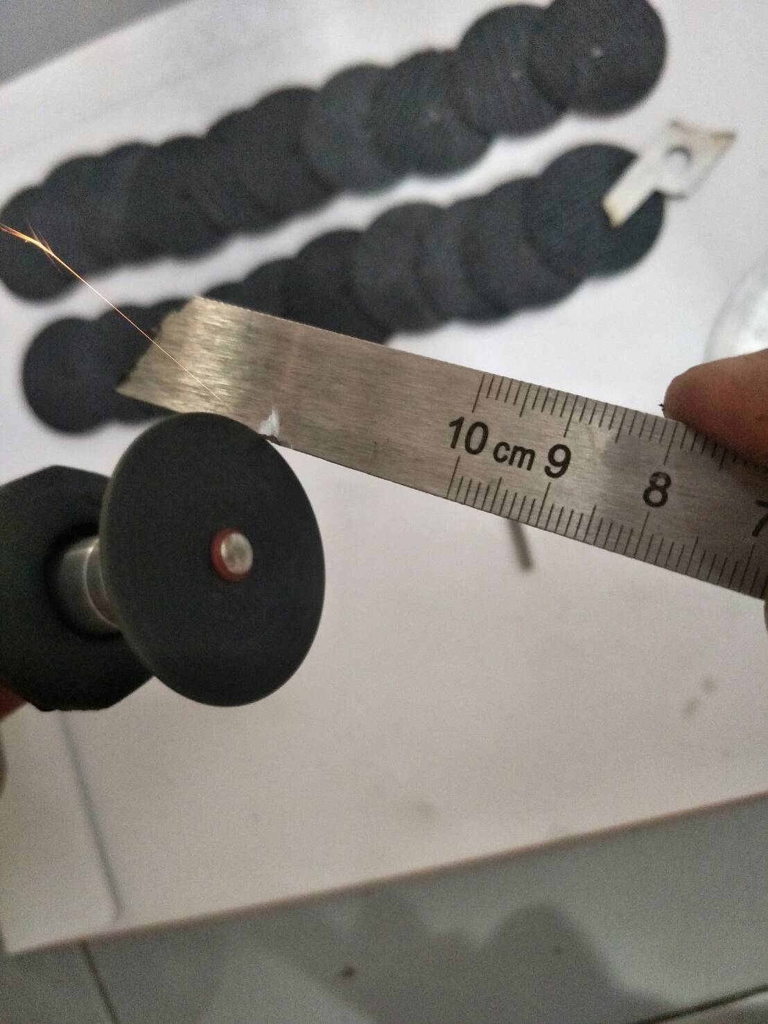 DG15 ชุดใบไฟเบอร์ 2 ชั้น คณภาพสูง ตัดเหล็ก สเตนเลส แกน 3 มิล 25 ใบ สำหรับเครื่องเจียร Dremel