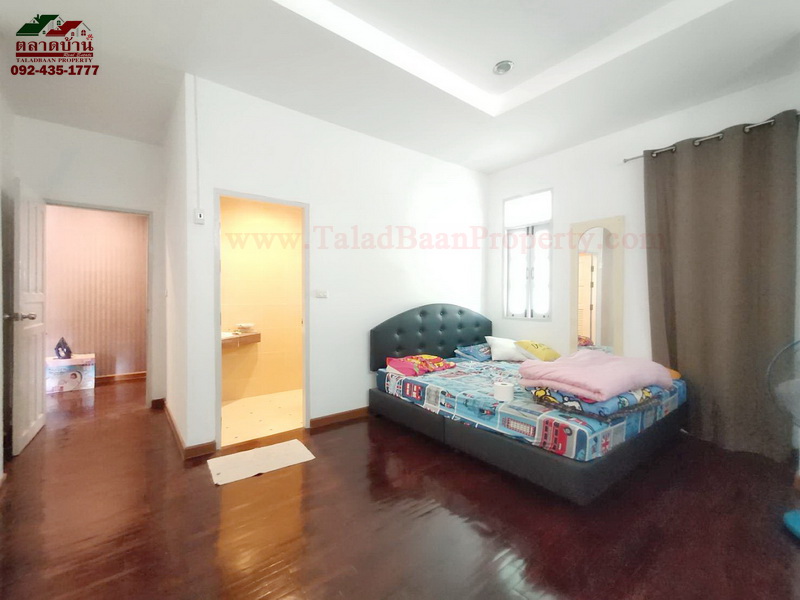 บ้านเดี่ยว 105 ตร.ว. ม.รัตนวรรณ 2 คลอง 4 ลำลูกกา ปทุมธานี บ้านสวย ทำเลดี หน้ากว้าง 30 เมตร