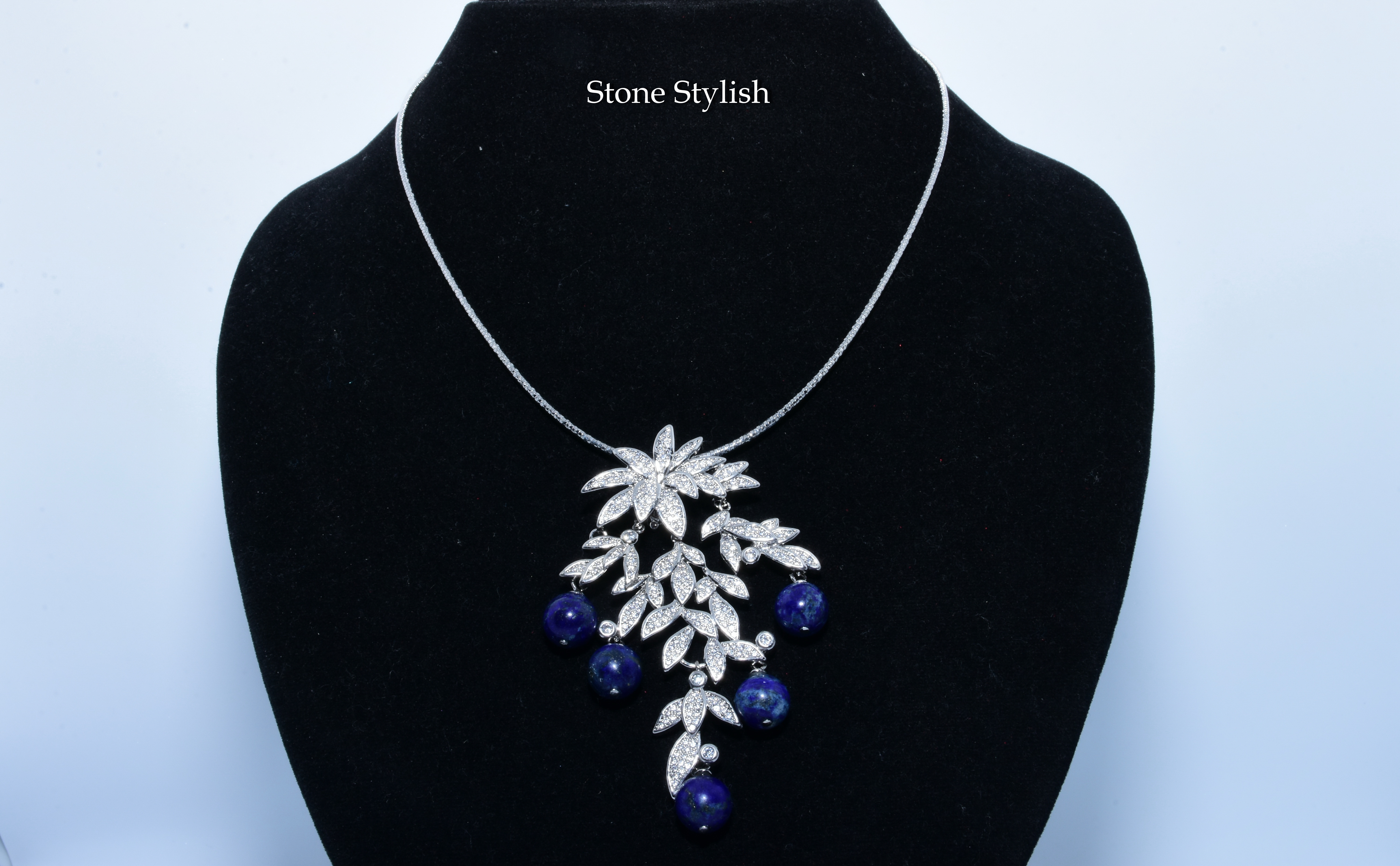 จี้ลาพิส + คริสตัลแชนเดอเลีย lapis Lazuri Pendant with chandelier crystal