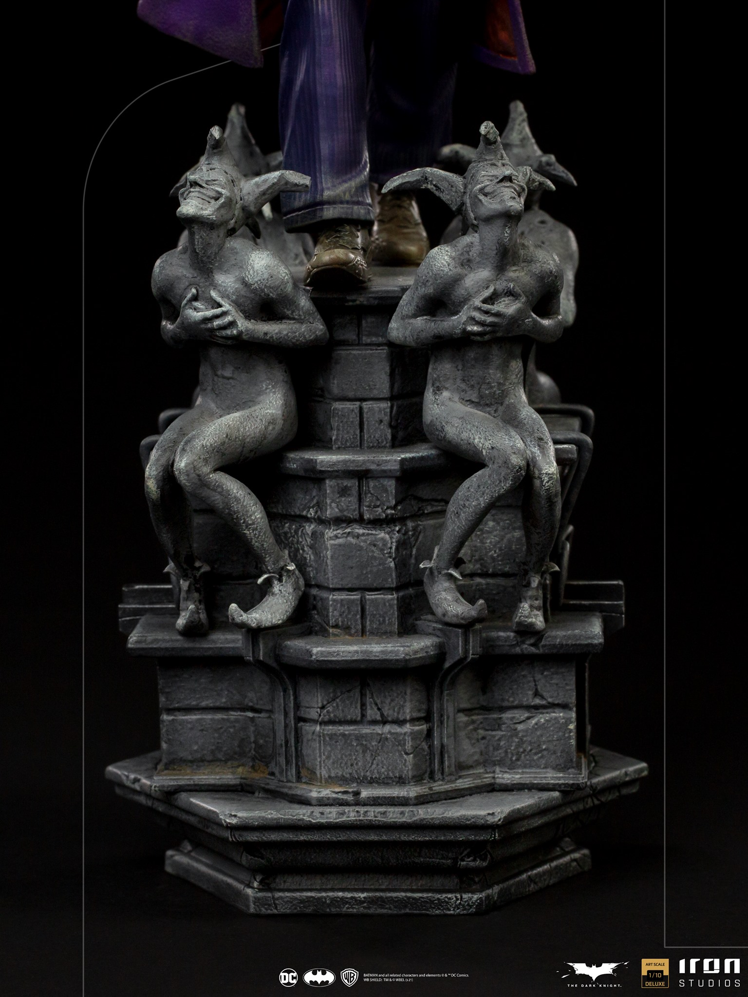 Iron Studios Deluxe Art Scale 1/10 The Dark Knight - The Joker