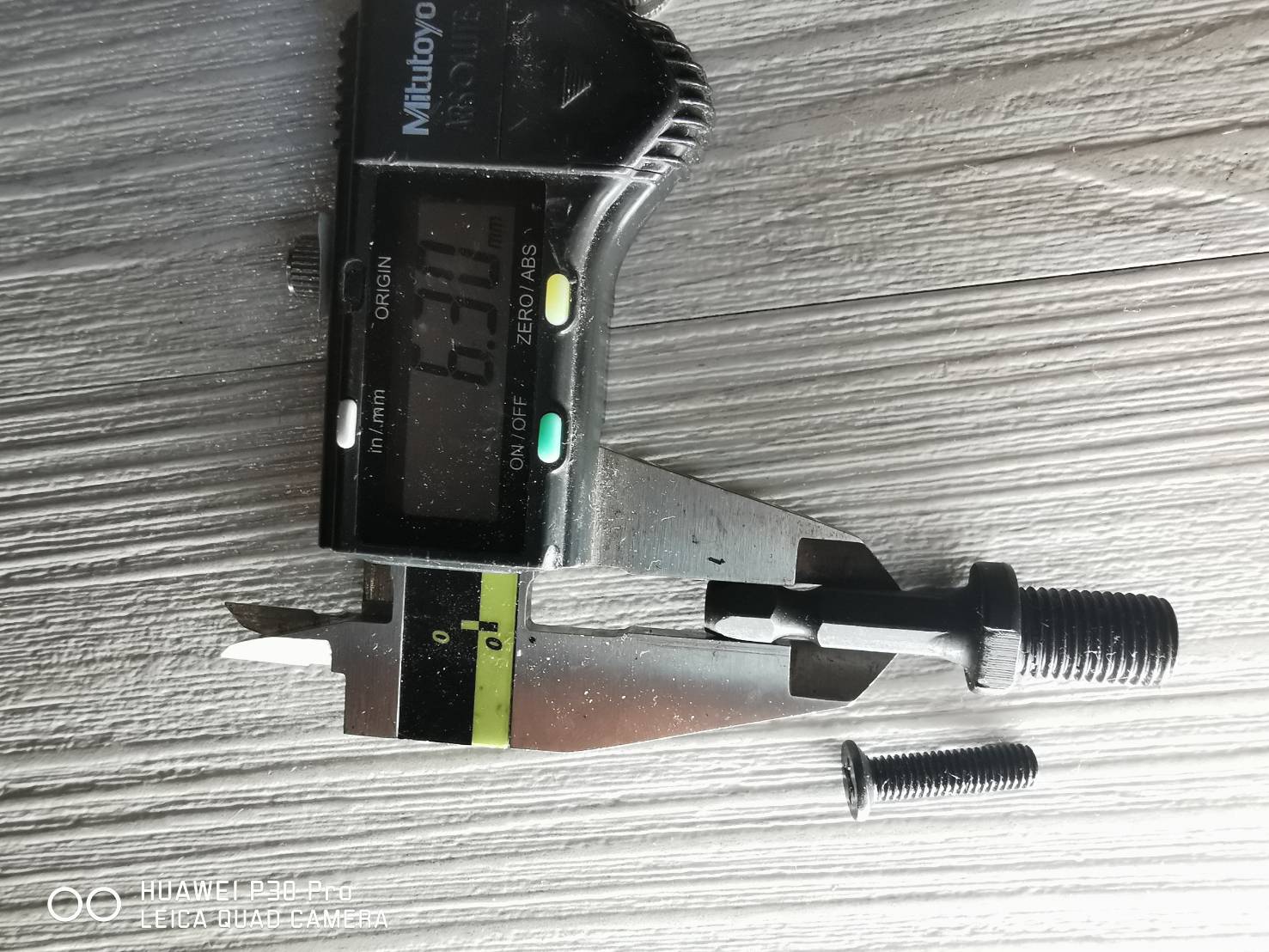 AD40 แกนหกเหลี่ยมสำหรับใส่หัวจับสว่าน 3 หุล พร้อมน้อต M5