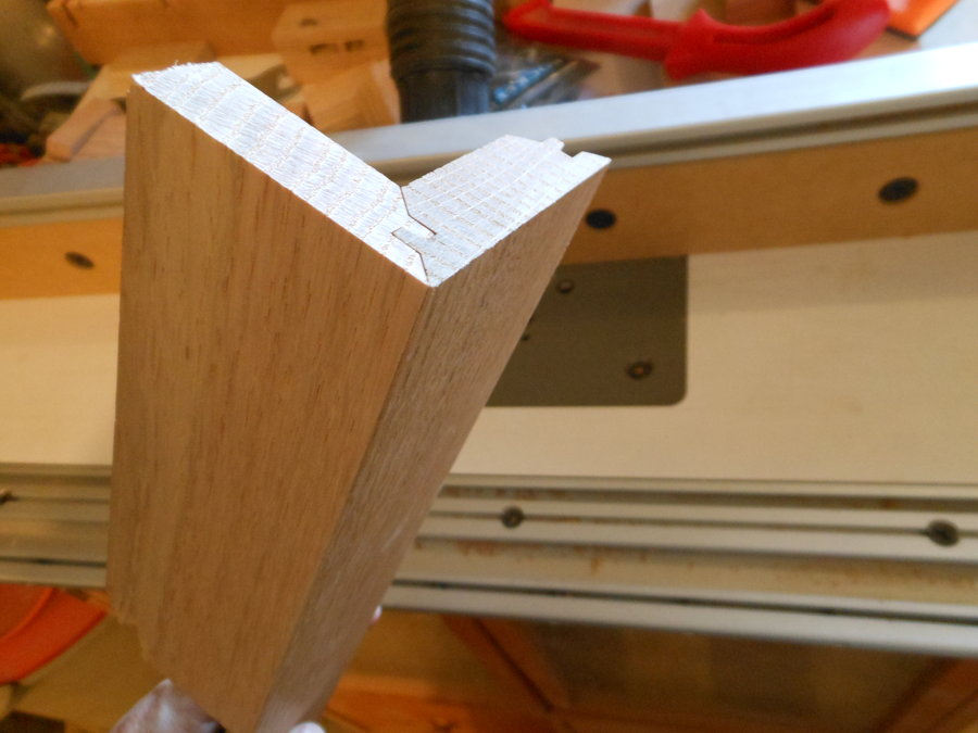 DR07 ดอกทริมเมอร์ เซาะร่องประกบไม้ 45 องศา 3/4