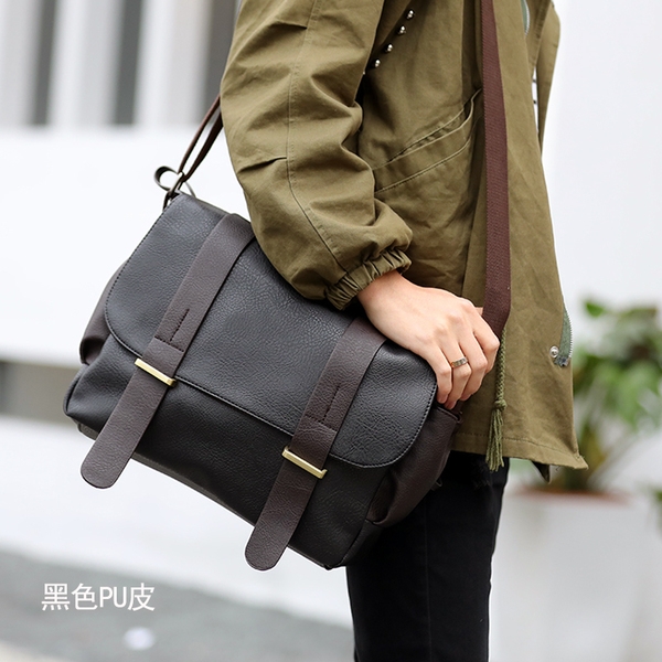 พร้อมส่ง กระเป๋าผู้ชายสะพายข้าง School bag และ Messenger bag แฟขั่นเกาหลี