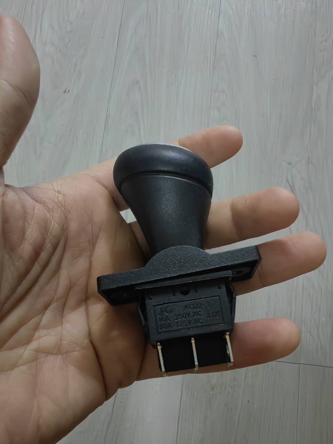 OT233 สวิตช์เกียร์ลูกศรไฟฟ้า ด้านหน้า และด้านหลัง สําหรับเด็ก 1 ชิ้น