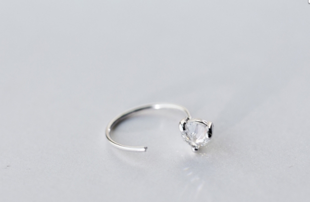 ต่างหูสำหรับผิวแพ้ง่าย เงินแท้ 92.5% U mini Clip