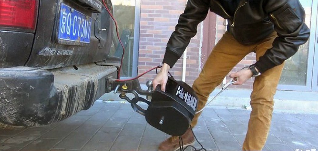 CARE07 วินซ์ไฟฟ้าพกพา 12V 1.5 ตัน