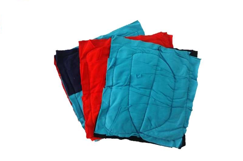 เศษผ้าเย็บวน คละสี ขนาด 8x8 " คละสี ผลิตจากเศษผ้านำเย็บติดกันเป็นแผ่น สำหรับงานทำความสะอาดทั่วไป ใช้สำหรับซับน้ำ น้ำมัน เช็ดเครื่องจักรทุกชนิด ใช้ได้ในสำนักงานและโรงงานอุตสาหกรรม