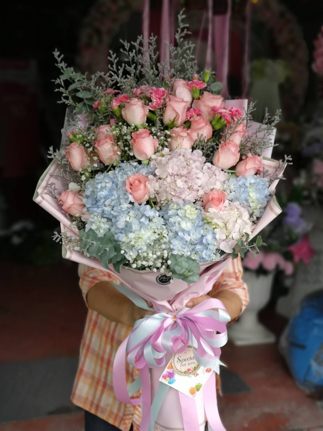 ช่อดอกไม้กุหลาบ ไฮเดรนเยีย โทนพาสเทล