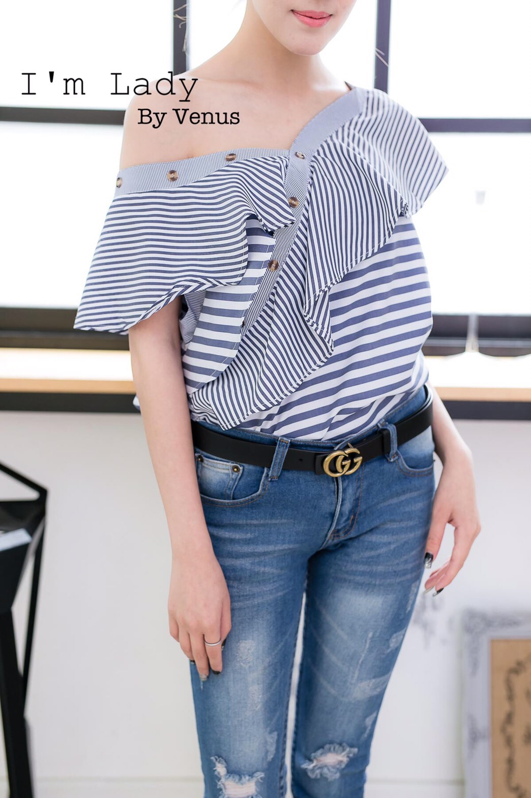 มาเพิ่มรอบที่ 5 แล้วนะคะ ขายกันให้เบื่อไปเลย มาเท่าไรก็หมด!!! I'm Lady By Venus เสื้อระบายดีไซต์ แบรนด์ Self-portrait กำลังฮิตกันในตอนนี้งานเก๋มากพู