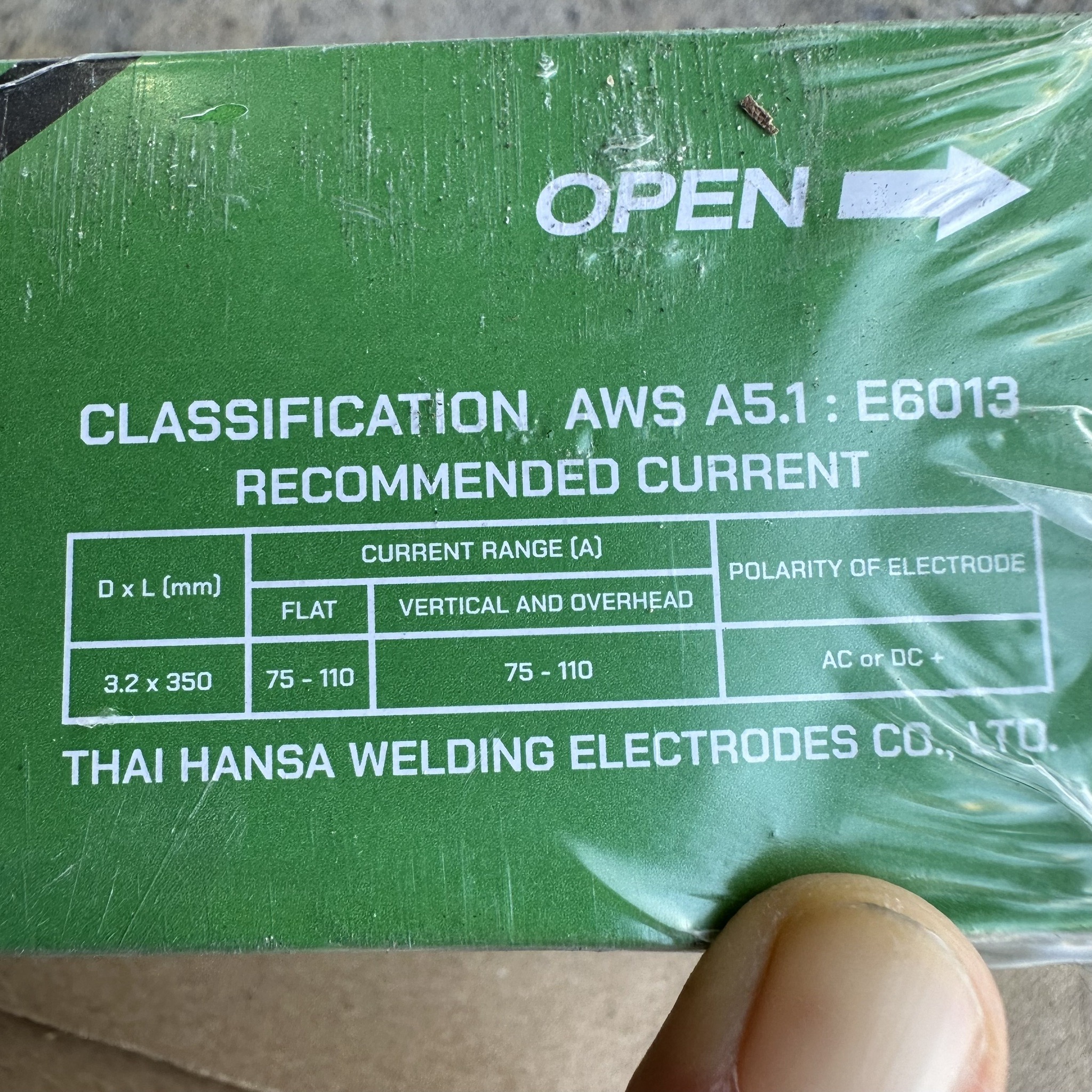 ลวดเชื่อมไฟฟ้าเขียวLUNA K-13 3.2MM ผลิตในไทย