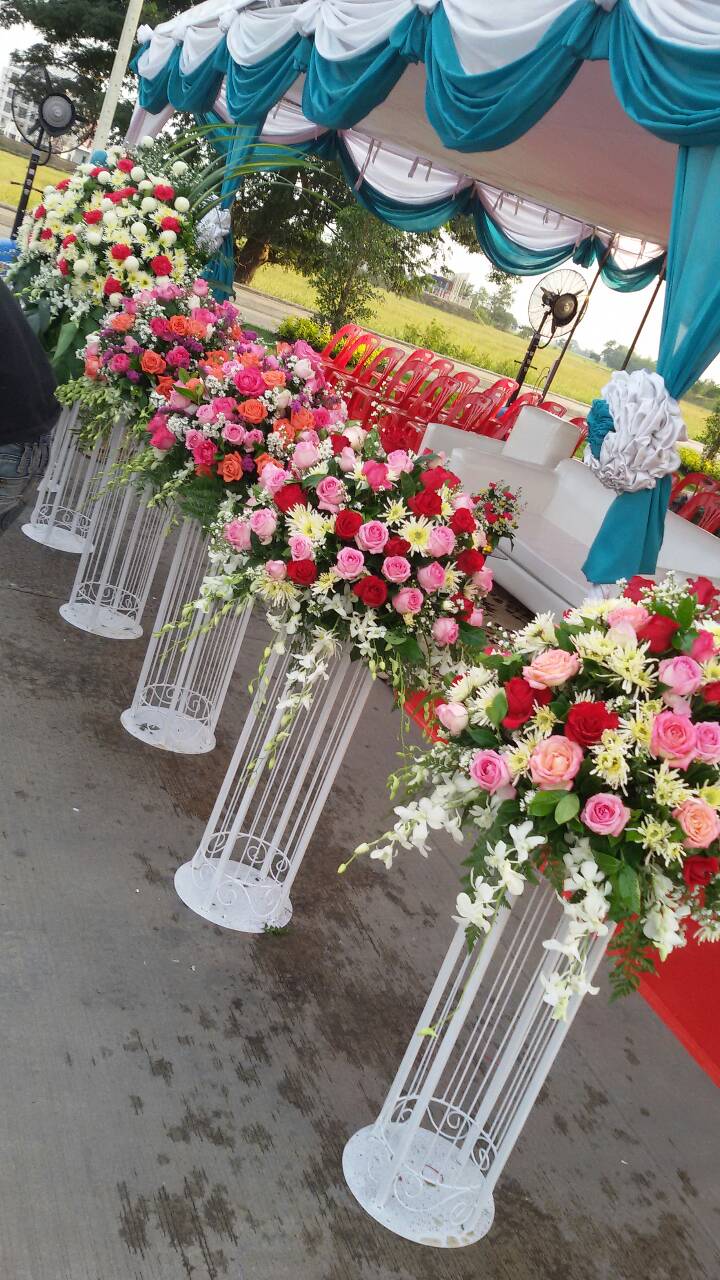 สแตนดอกไม้สดตัดริบบิ้น เปิดกิจการ