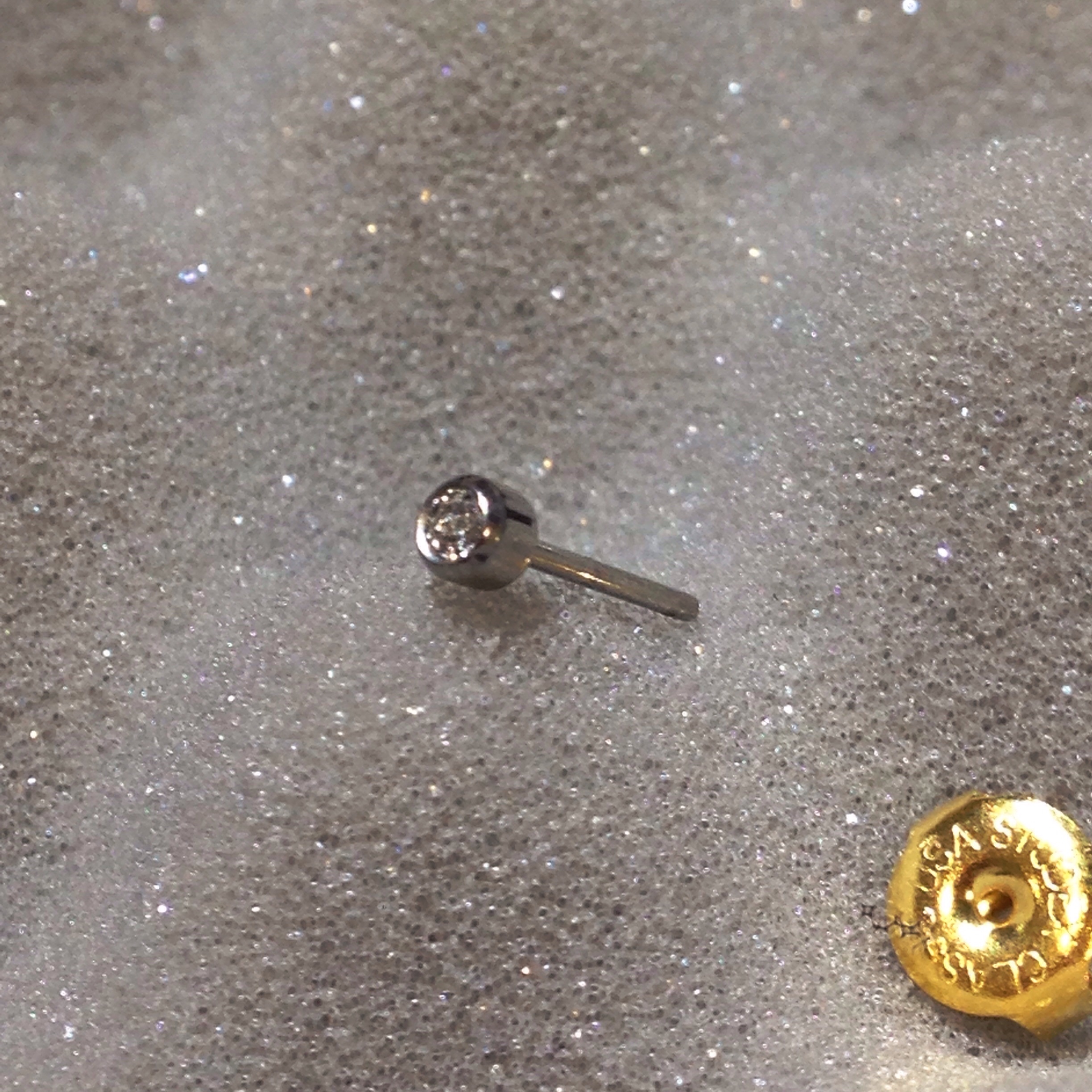 SS BEZEL 2 MM APR CRYSTAL (7532-0204)_STD030