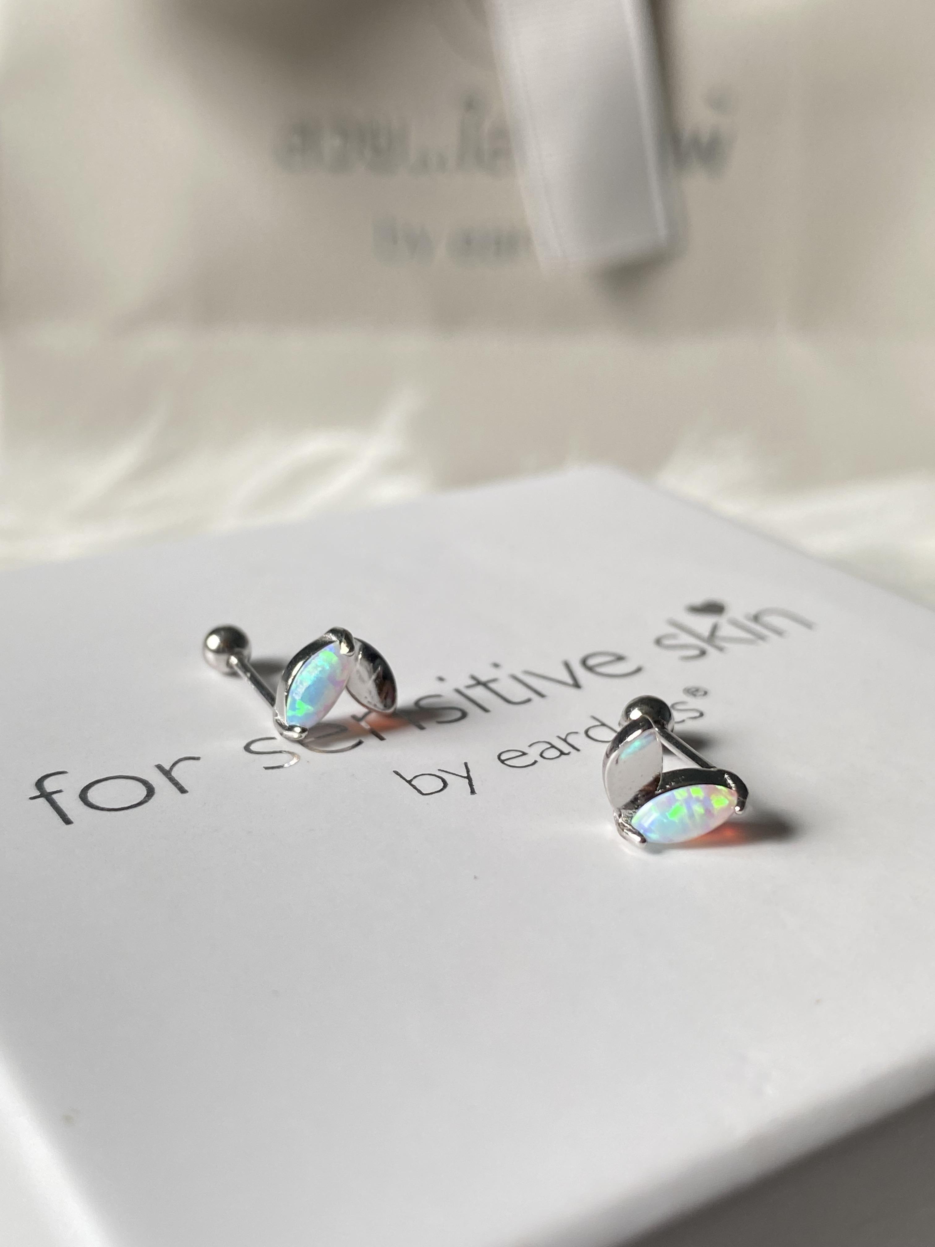 “เช็คสินค้าทัก line ก่อนโอนนะคะ”ต่างหูสำหรับผิวแพ้ง่าย จิวเงินแท้ 92.5% ก้านมาตรฐาน แบบขันน็อต Bifly(ราคา/ข้าง)_ES749