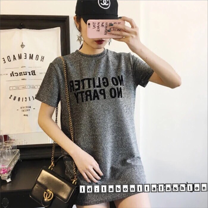 เสื้อยืดคอกลม ผ้าวิ้งๆ รีดกำมะหยี่ NO GLITTER NO PARTY ดาราเซเลปใส่กันเยอะเลยจ้าาาา ใส่สบายๆ ผ้านุ่ม งานสวย น่ารักมากๆค่ะ แบบคุณ โอปอล ใส่ งานรับประกันคุณภาพจ้าาาา