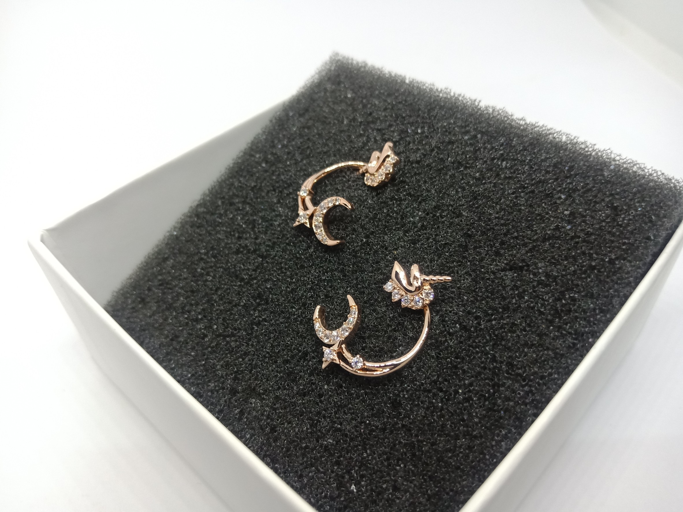 ต่างหูสำหรับผิวแพ้ง่าย เงินแท้ 92.5% Unico_ES523