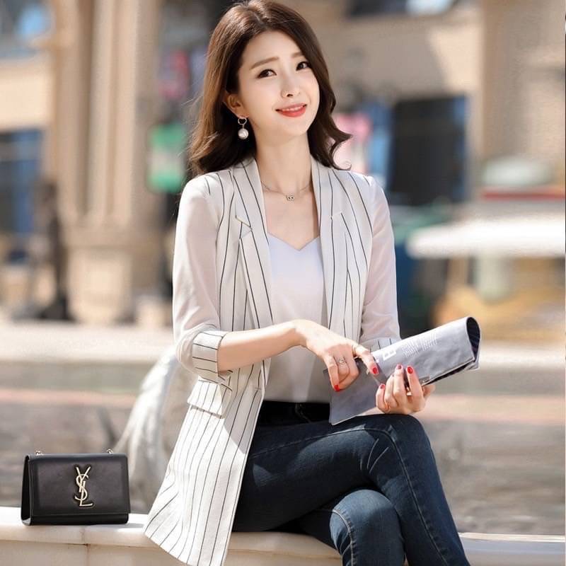 เบลเซอร์สูทสไตล์เกาหลี เสื้อสูทลายทางแขนซีทรู