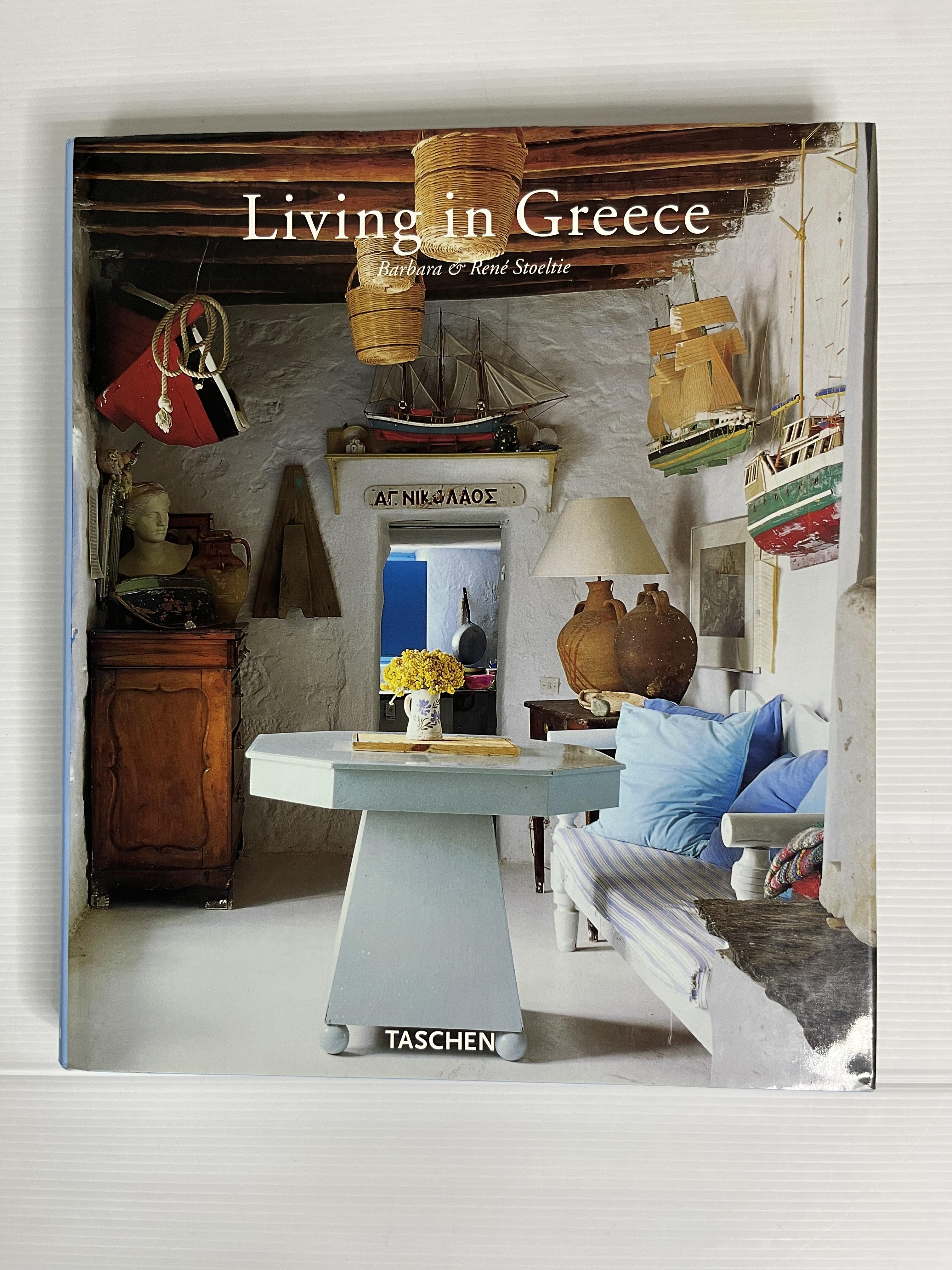 Living in Greece Barbara Stoeltie September 15, 2011 90-99% hardcover