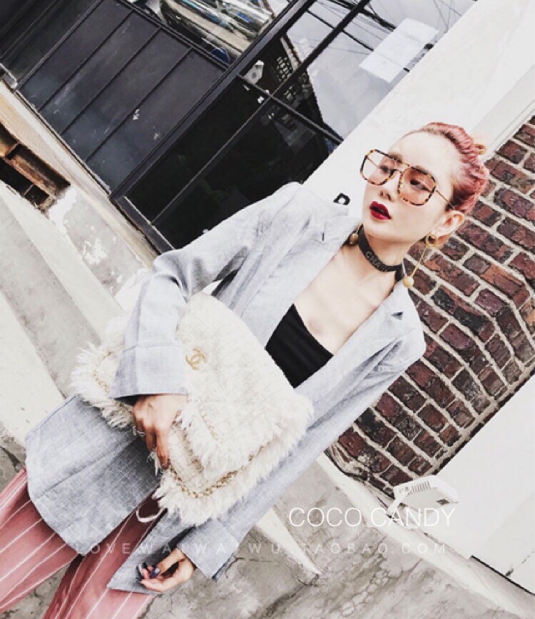 เสื้อสูทBlazer ถ่วงหลัง ทรงเกร๋ สไตล์สาวเกาหลี ใส่เป็นเดรสสั้นก็สวยเท่ เก๋ไก๋ แบบสาวเกาหลีเลยจ้า