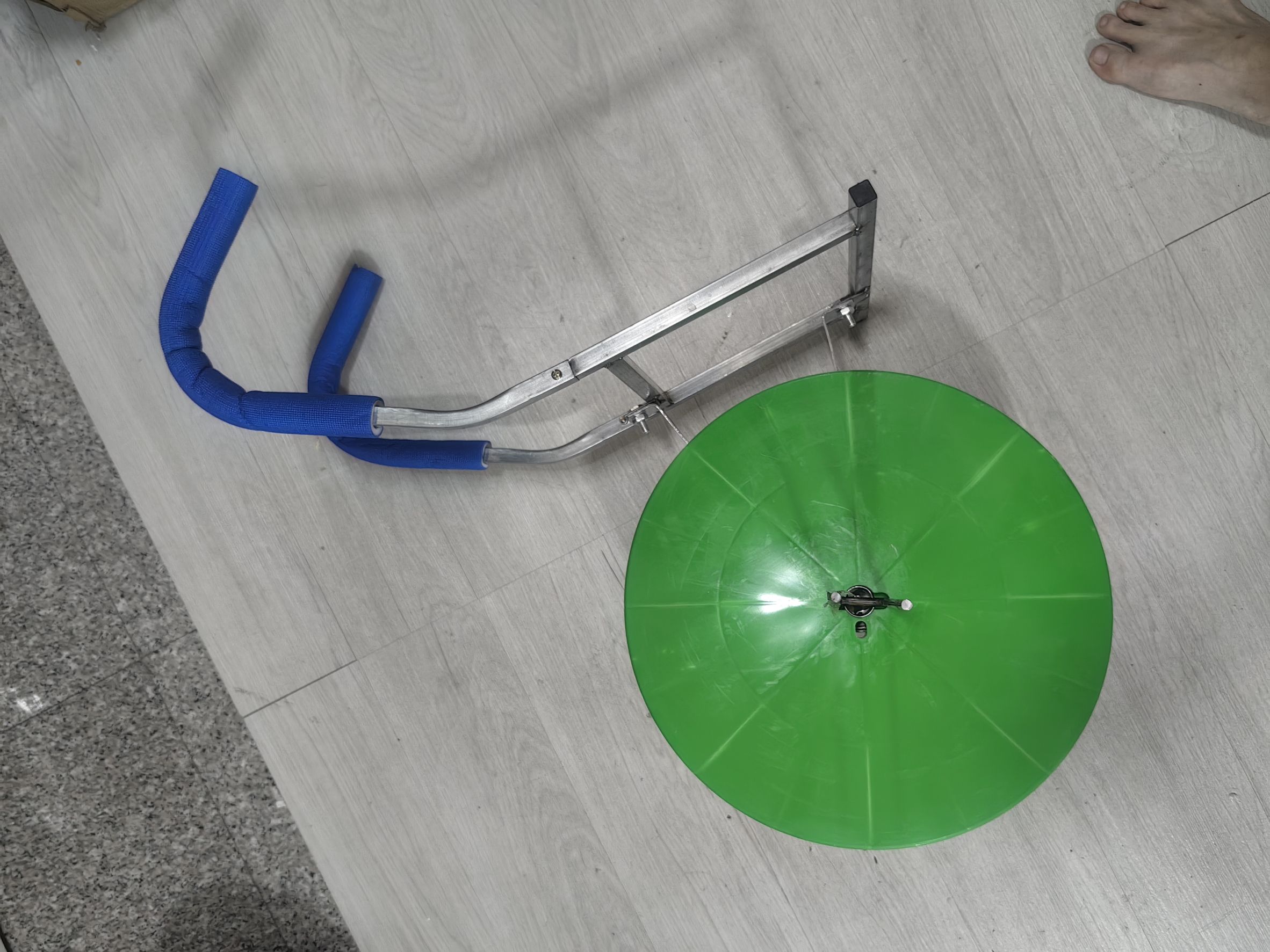 OT246 โรลม้วนสายส่งน้ำ สายยาง สายสูบน้ำแบบสะพายไหล่ น้ำหนักเบา พกพาง่าย