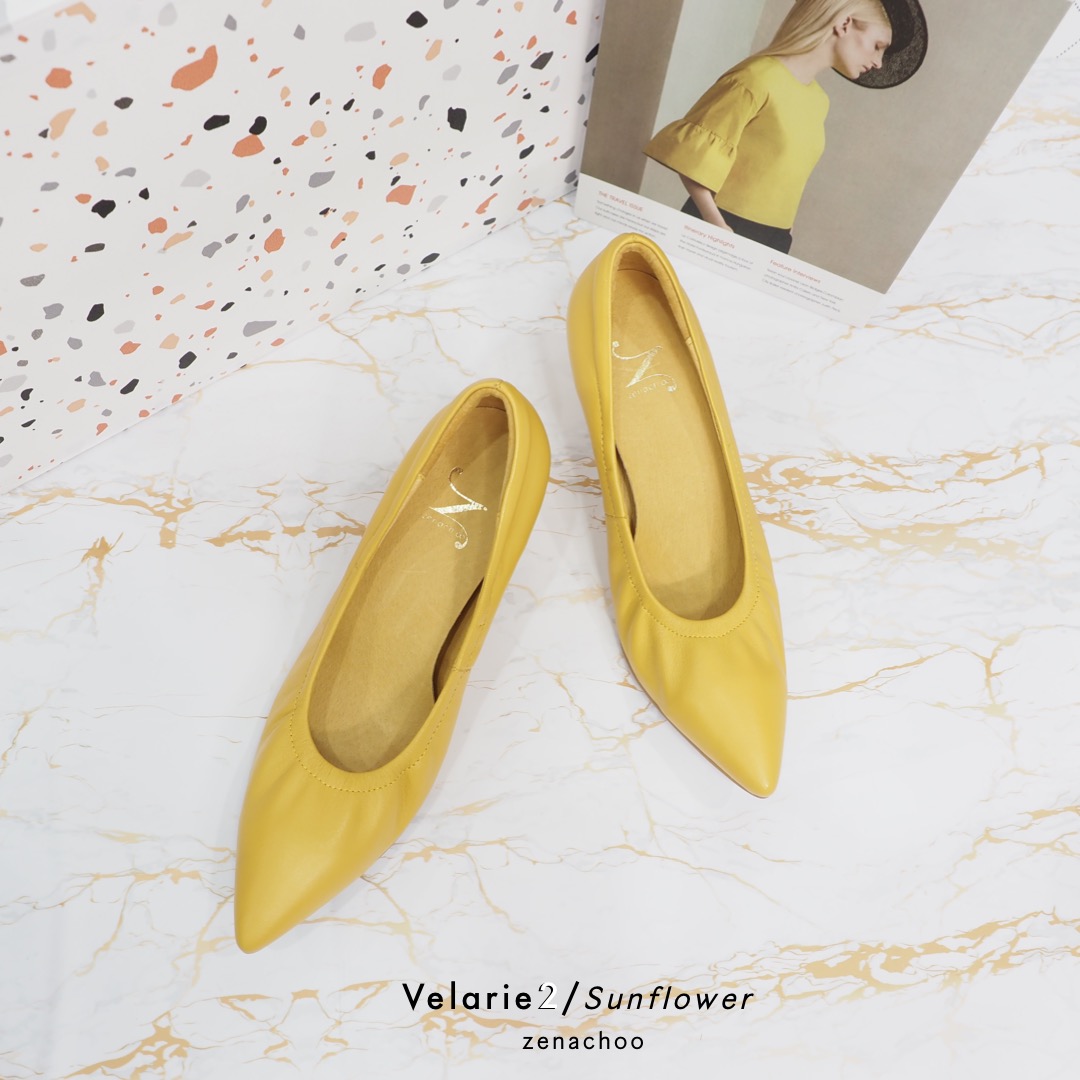 ทรงปกติ เปลี่ยนไซส์ได้ ไม่รับคืน รุ่นขายดี Zenachoo Velarie2 สูง 2 นิ้ว สี SunFlower รองเท้าหนังแกะแท้ หัวแหลมหน้ากว้าง