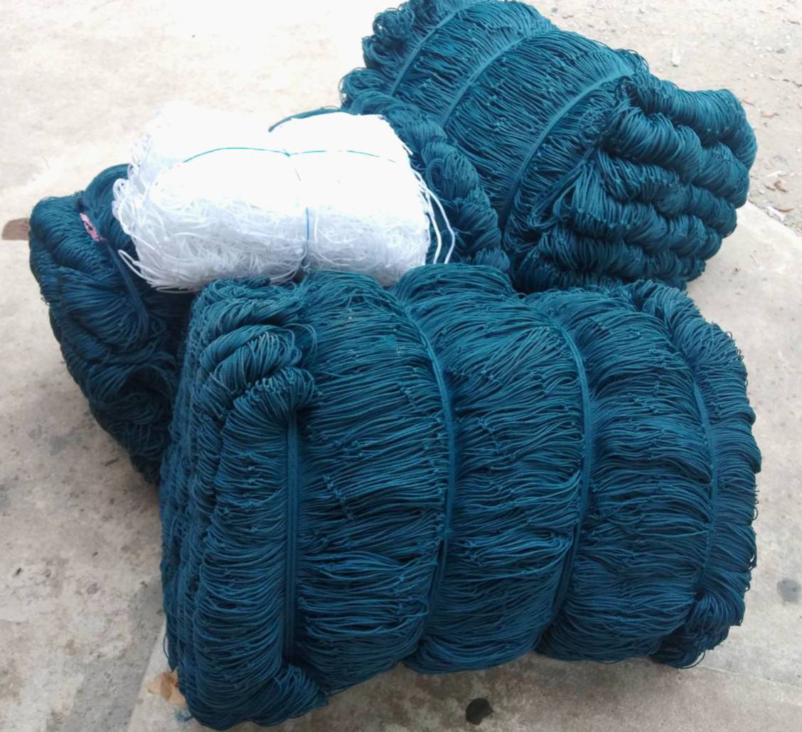 ตาข่ายสนามฟุตบอล/ฟุตซอล รุ่นเชือกหนาพิเศษ ขนาด 3.5 มิล ตาข่ายกันลูกบอล ชนิดทนแรงดึงสูง + UV Protection