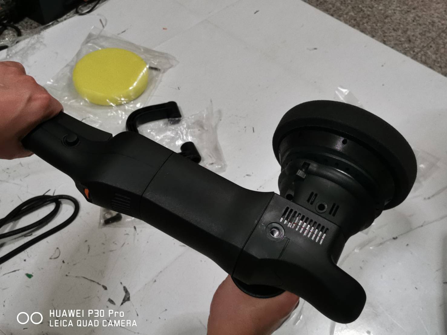 EG15 เครื่องขัดสีระบบข้อเหวี่ยง DA 1250w รุ่นโปร พร้อมฟองน้ำขัด ขัดง่าย ถนอมผิวแล็คเกอร์