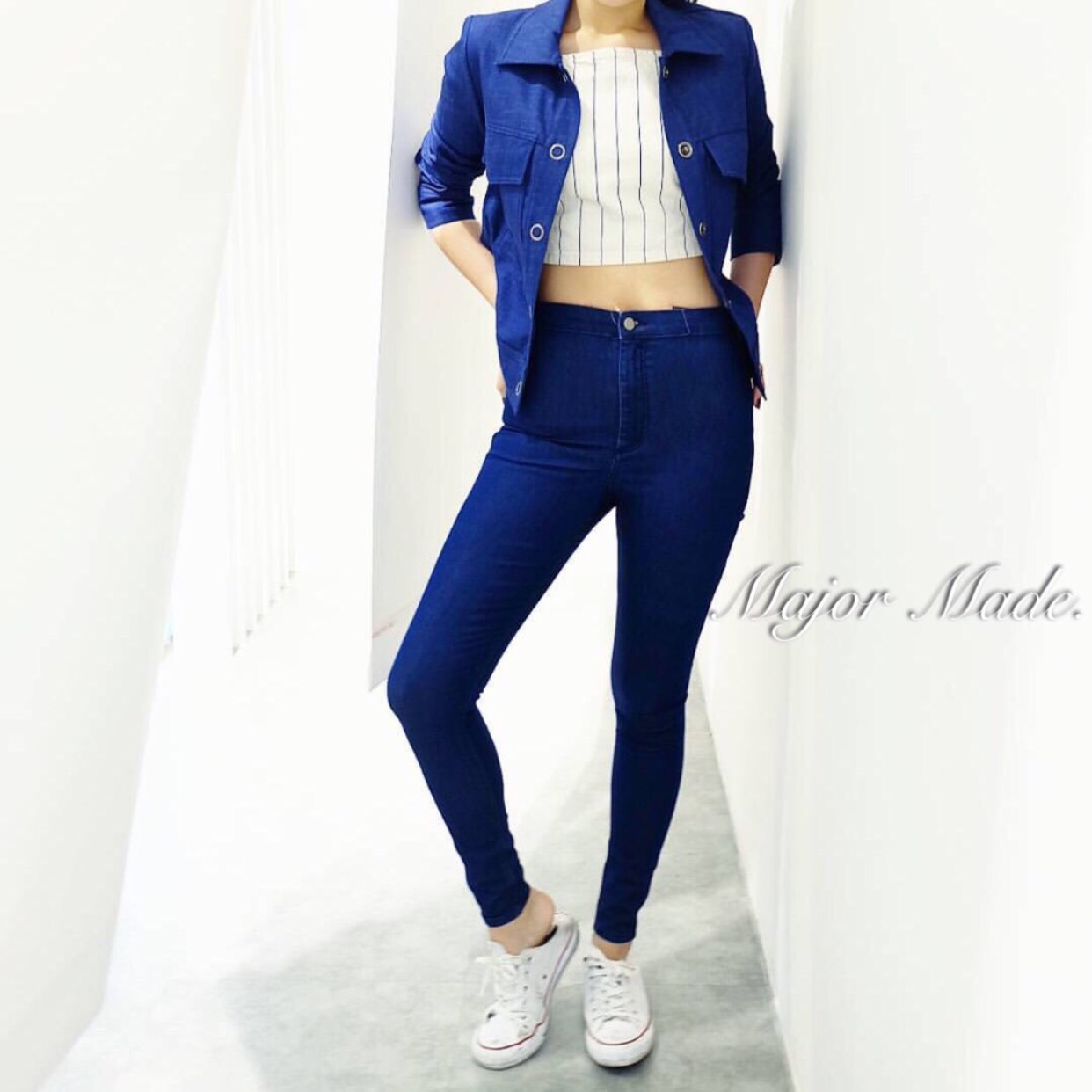 Top Shop เนื้อผ้าดีมาก ทรงเอวสูง รุ่นนี้ผ้าไม่หนาไม่บางเนื้อดีมากๆ แนะนำว่ารุ่นนี้เป็นอีกหนึ่งรุ่นที่ไม่ควรพลาดนะคะ