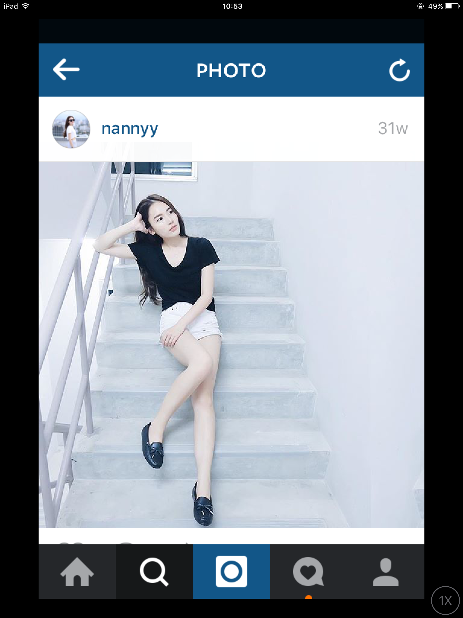 เสื้อยืดคอวีเนื้อนุ่มมมม สีสวยๆ ตัวเดียวปังเรย ใส่กับอะไรก็สวย เนื้อดี ทนฝุดๆๆ สีมีครบตามรูปเลยค่ะ