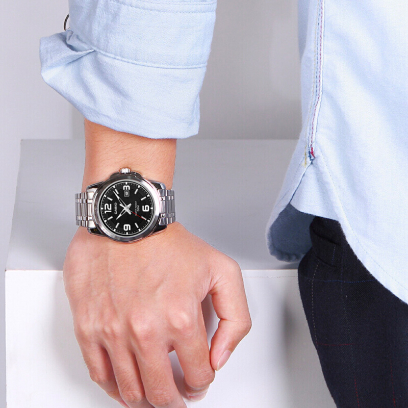 CASIO STANDARD Men นาฬิกาผู้ชาย สายสแตนเลส รุ่น MTP-1314D MTP-1314D-1A