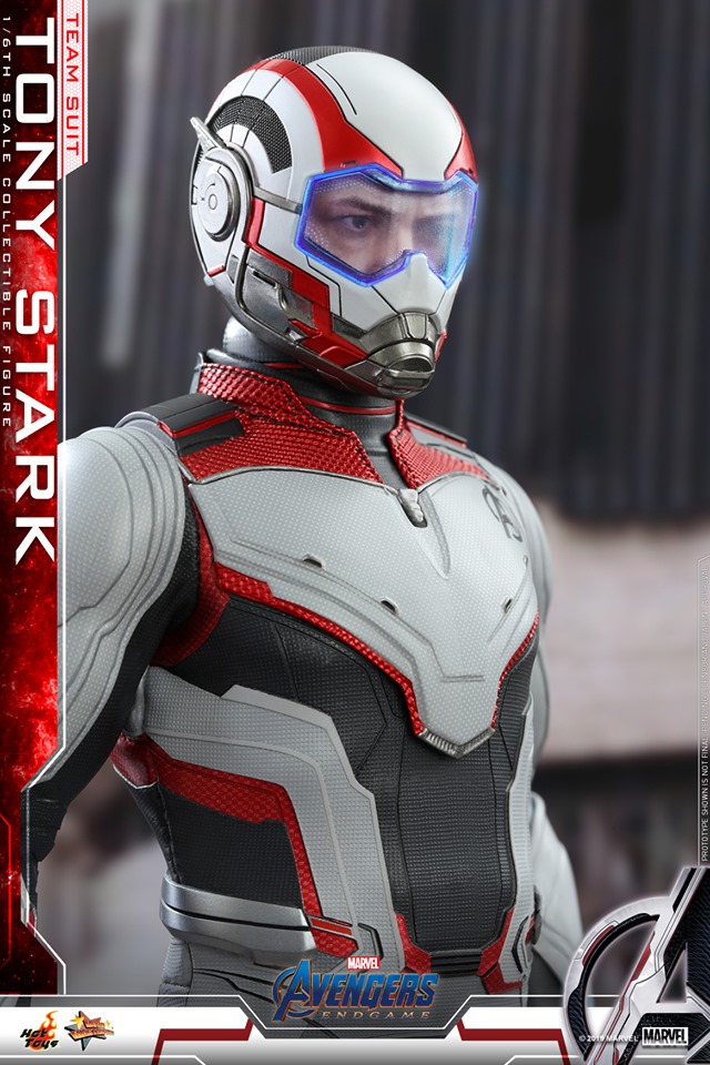 Hot Toys MMS537 Avengers: Endgame - Tony Stark (Team Suit)