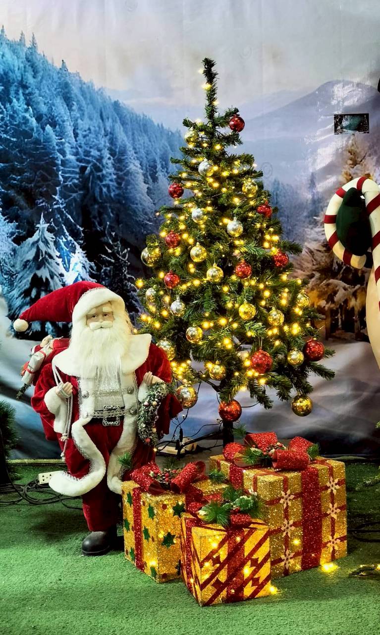 แบบต้นคริสต์มาสปลอม ยอดนิยม สินค้าจัดแต่งงานเลี้ยงวันคริสต์มาสยอดนิยม