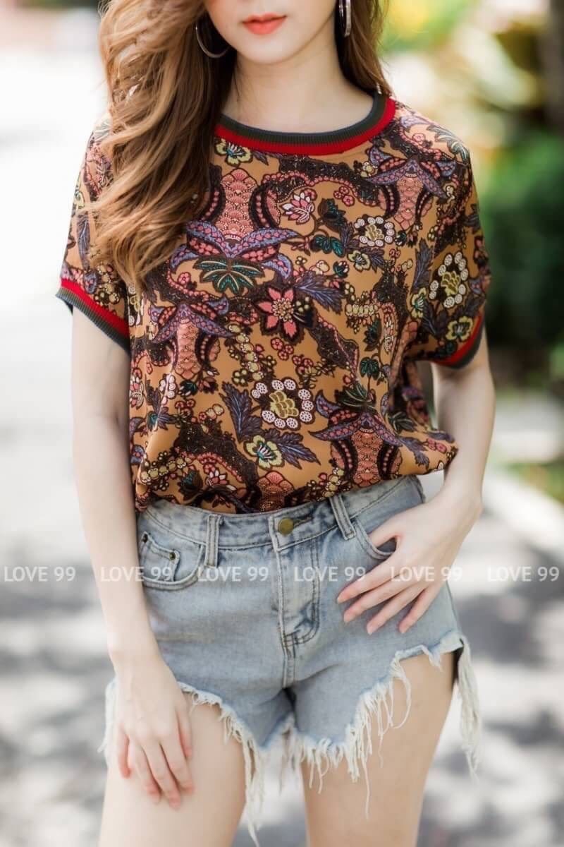 เสื้อยืดลายโบฮีเมียน