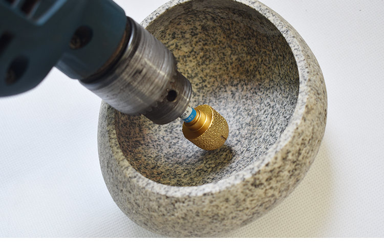 DR16 ดอกเจียรคว้านหิน กระจก กระเบื้อง แกน 1/4 สำหรับ ทริมเมอร์ สว่าน