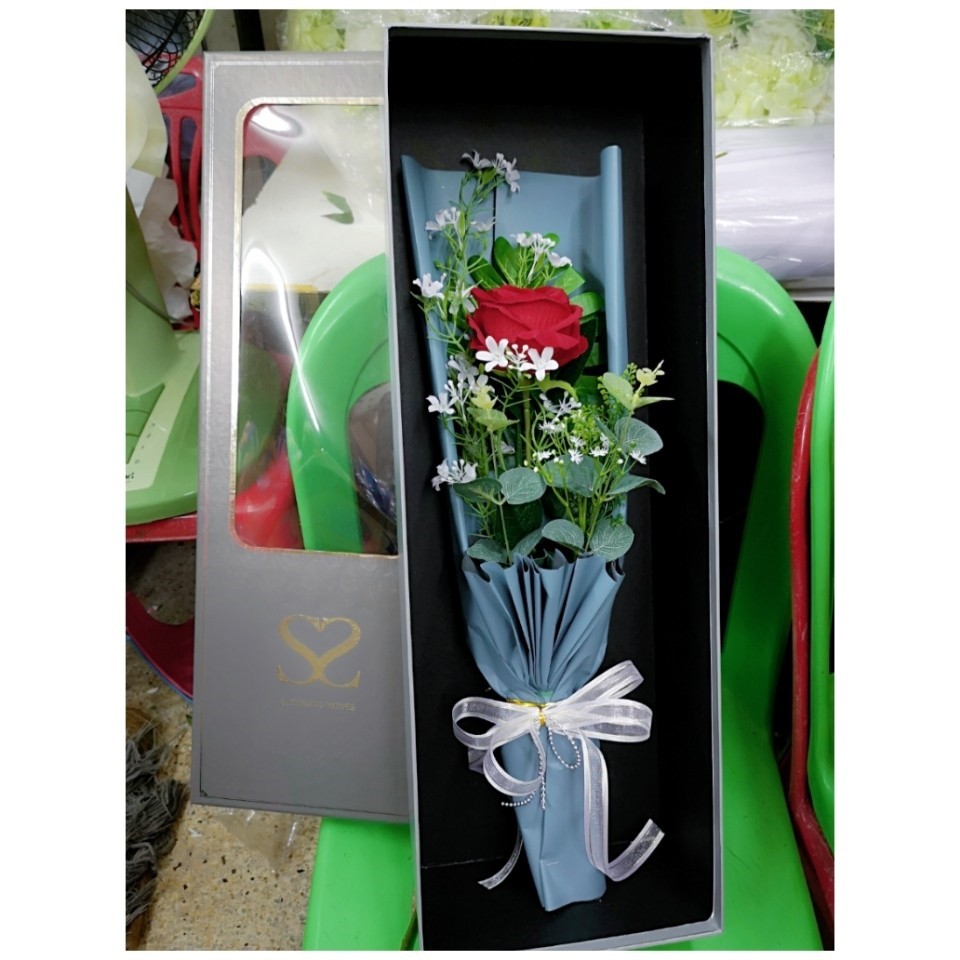 กล่องใส่ช่อดอกกุหลาบวาเลนไทน์ (Flower Box)