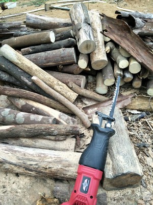 EC02 เลื่อยชักไฟฟ้า HEPHASETUT 750 วัตต์ สะดวก ปลอดภัย ใช้ง่าย สำหรับงานหนัก