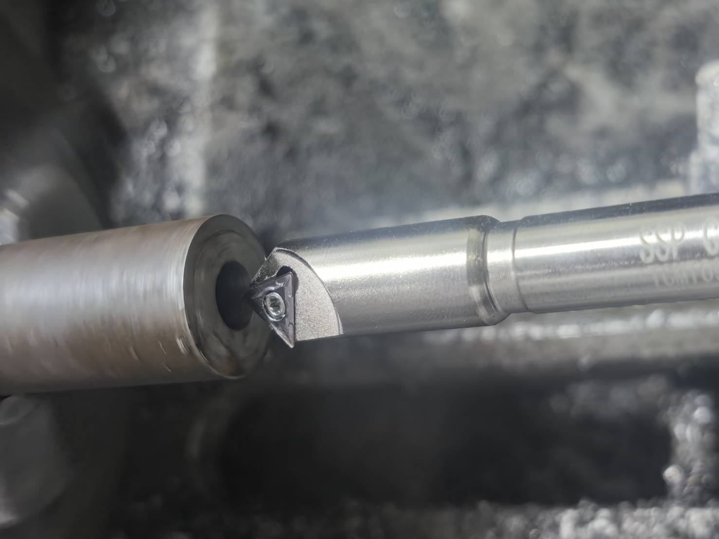 DC15 ดอกคว้านรู ลบคม 45 องศา ฟันคาร์ไบเกรดสูง งาน เหล้ก สเตนเลส เปลีย่นมีดได้ *** เลือกขนาดก่อน