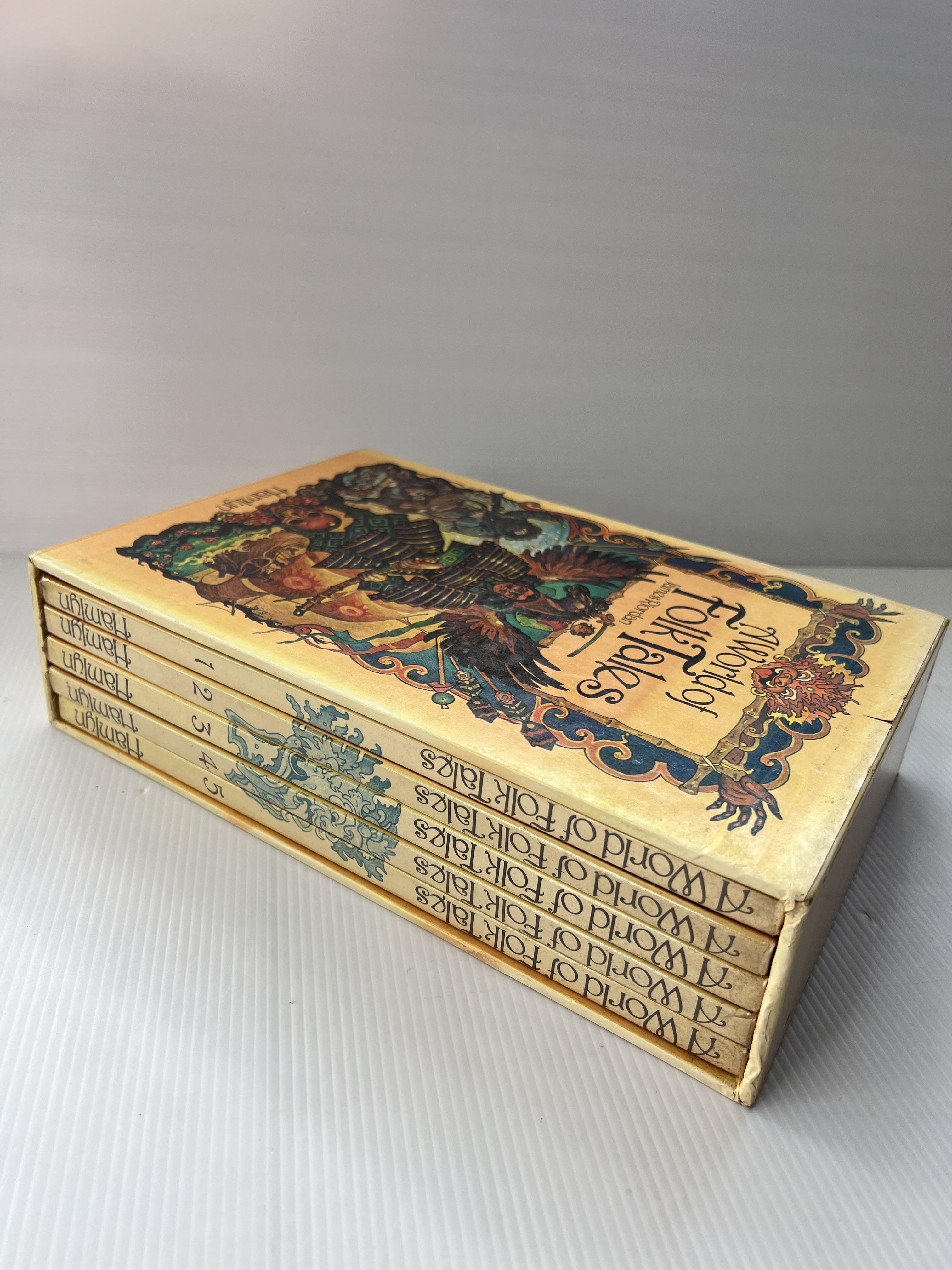 A WORLD OF FOLK TALES James Riordan 1981 90-99% Hardcover