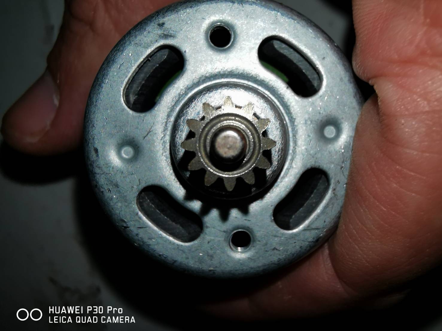 MO15 มอเตอ ร์RS550 แบบมีเฟือง 12 ฟัน 10V-12V