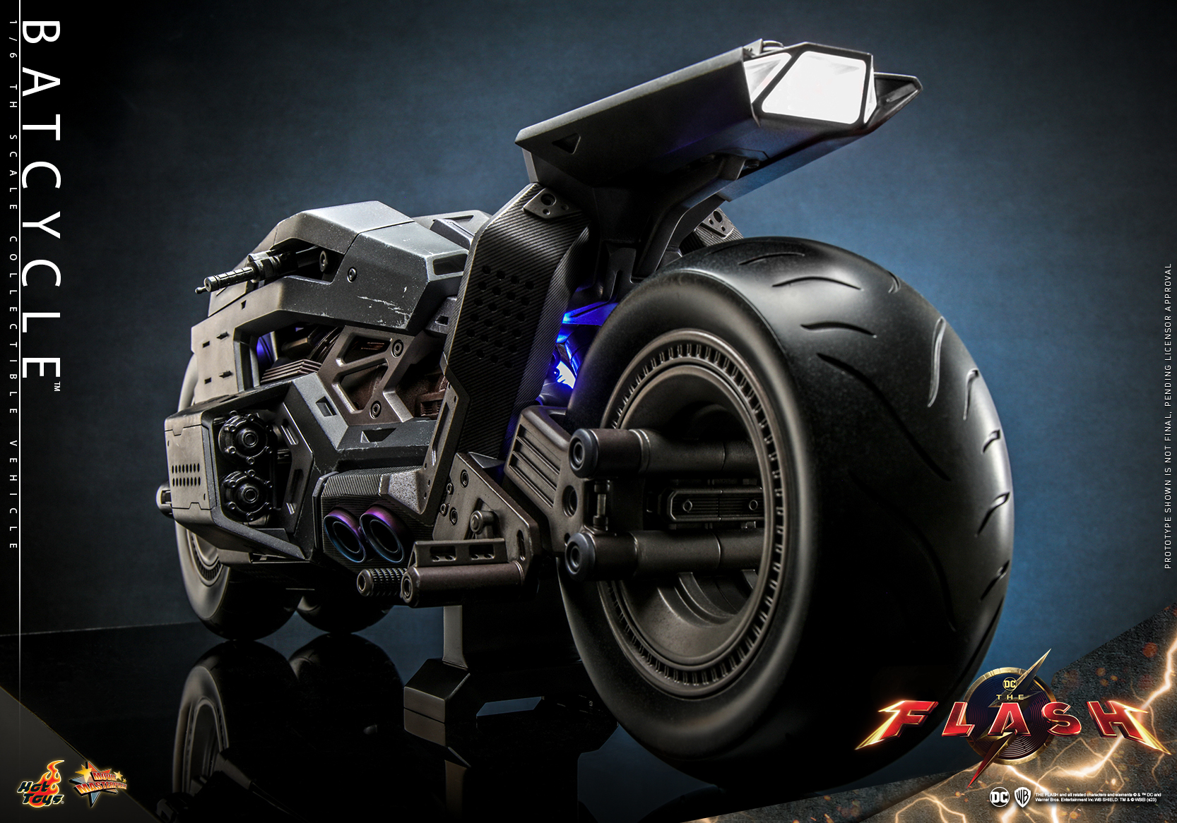 Hot Toys MMS704 1/6 The Flash - Batcycle