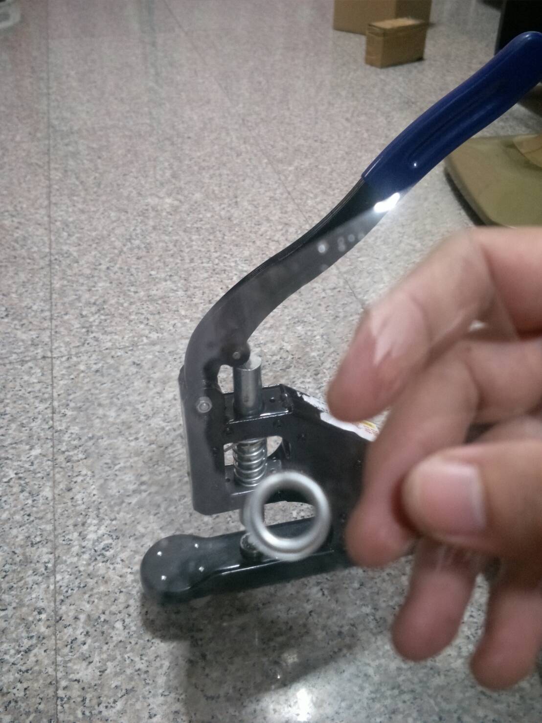 OT70 คีมย้ำตาไก่ 10 มิล รุ่นงานหนัก พร้อมลุกตาไก่ 200 ลูก