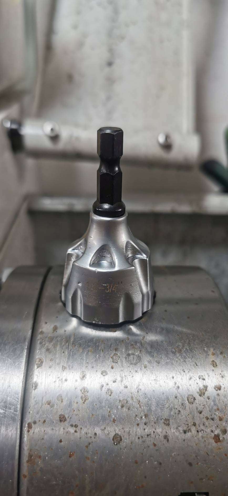 DC14 ดอกลบคมเกลียวในเกรดสูง ฟันคาร์ไบ สำหรับ เหล็กเหนียว ชุบแข็ง ขนาด 3.2-19 มิล