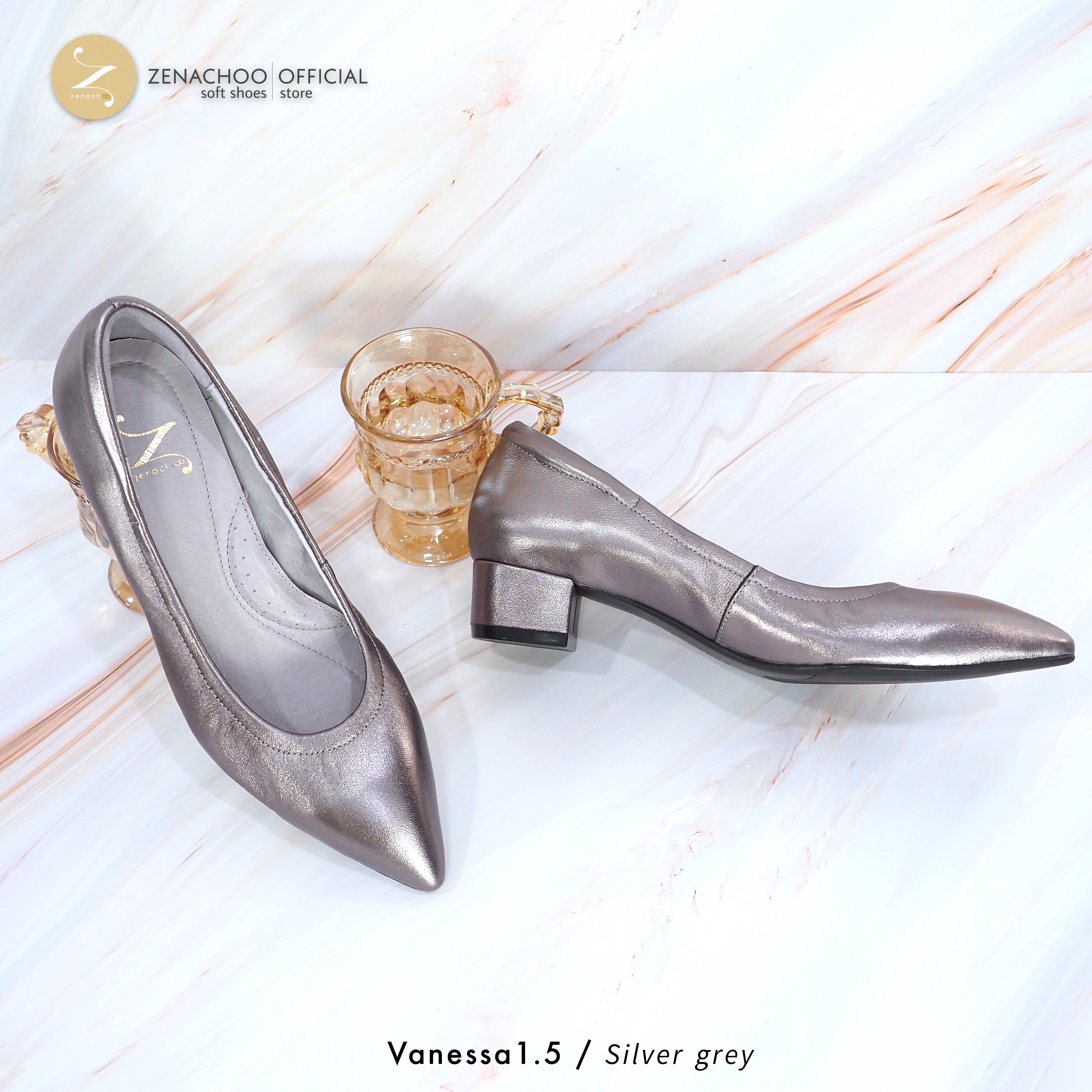 ทรงใหญ่ลด 1 ไซส์ เปลี่ยนไซส์ได้ ไม่รับคืน Zenachoo รุ่น Vanessa1.5 สูง 1 นิ้วครึ่ง รองเท้าหนังแกะแท้หัวแหลม พื้นนุ่ม