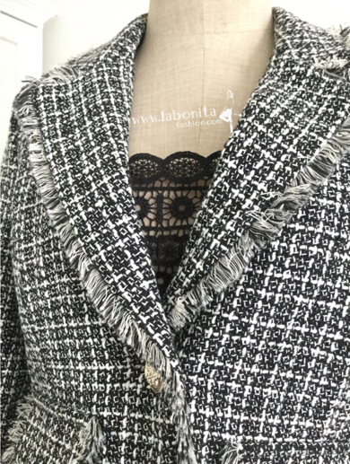 เสื้อคลุมผ้าทวีต(ผ้าชาแนล)