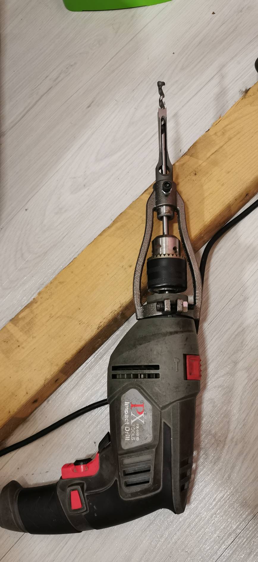 DS11 ปลอกเจาะไม้สี่เหลี่ยมสำหรับสว่านมือ คอ 43-48 มิล