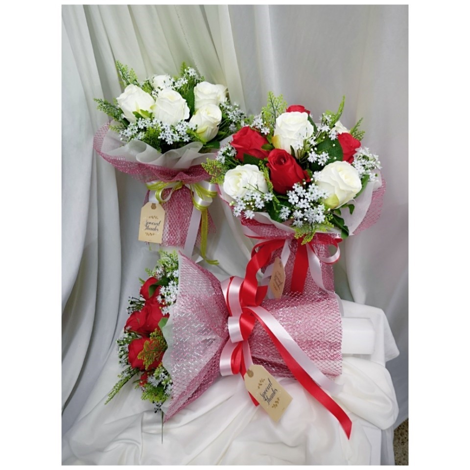 ช่อดอกกุหลาบแห้ง