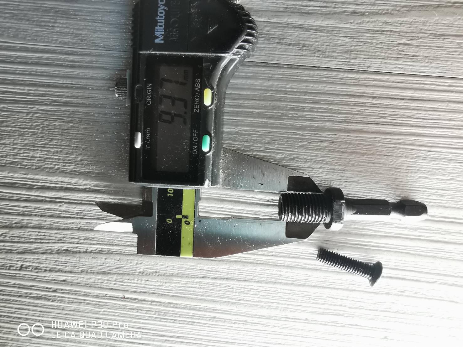 AD40 แกนหกเหลี่ยมสำหรับใส่หัวจับสว่าน 3 หุล พร้อมน้อต M5