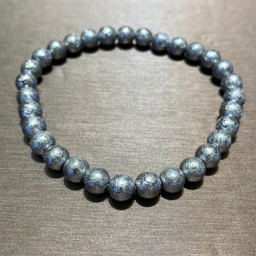 Meteorite หินอุกกาบาต 7 มม 27.9 g พลังของอุกกาบาตจะช่วยปกป้องคุ้มครองภัยอันตราย ที่จะมาถึงได้